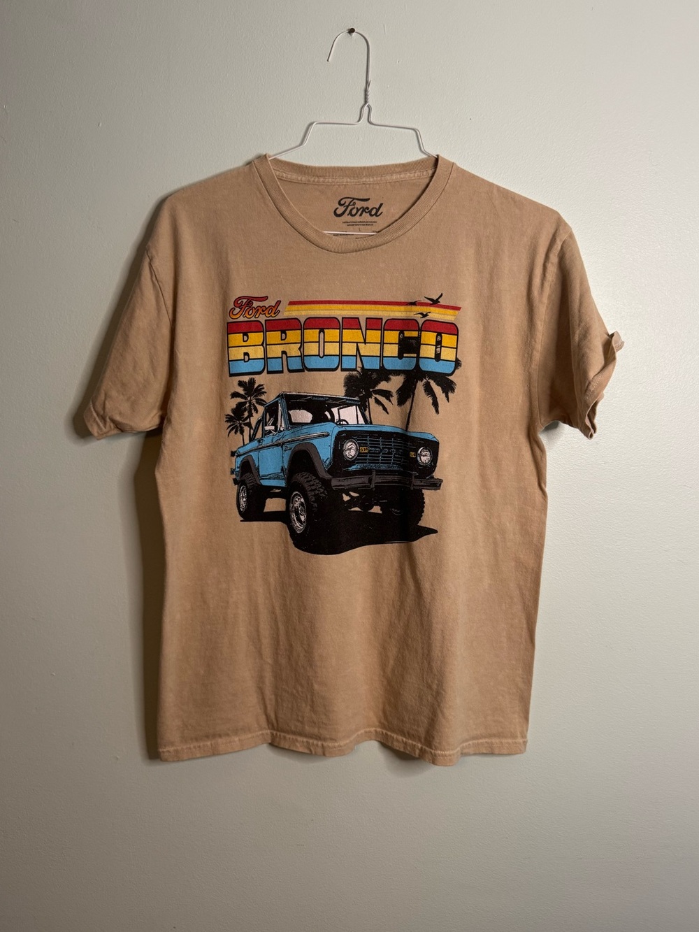 Ford Bronco Graphic Tee (L)